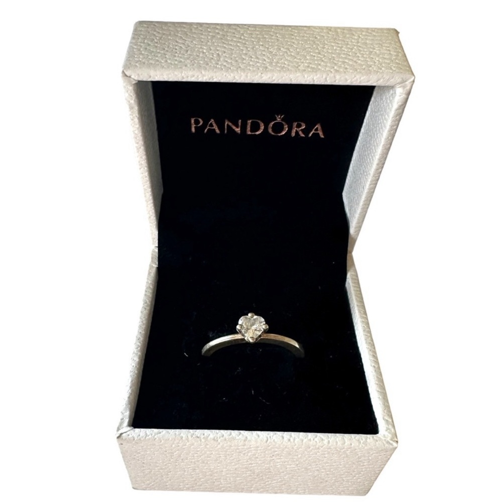 Pandora Sparkling Heart Solitaire Ring in Sterling Silver Size 58